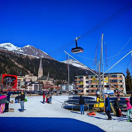 公寓 Fuer 8 Pers Neben Talstation Jakobshorn Skipiste 3 Schlafzimmer Privater Garten Vollausgestattete Kueche