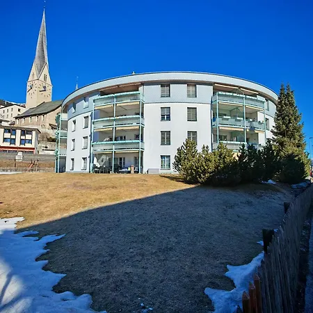 4 115m2 Gartenwohnung An Der Jakobshorn Talstation Neben Wander- Und Mountainbikeparadise *