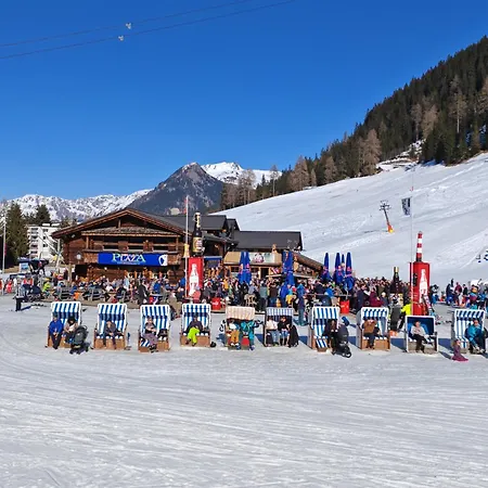 Fuer 8 Pers Neben Talstation Jakobshorn Skipiste 3 Schlafzimmer Privater Garten Vollausgestattete Kueche 公寓 *