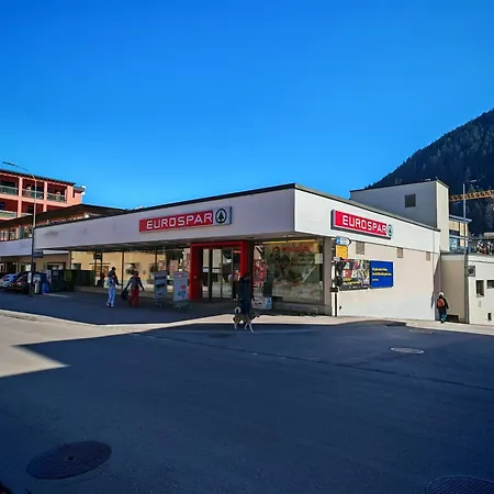 Apartment 4 115m2 Gartenwohnung An Der Jakobshorn Talstation Neben Wander- Und Mountainbikeparadise