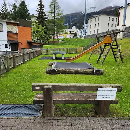 Fuer 8 Pers Neben Talstation Jakobshorn Skipiste 3 Schlafzimmer Privater Garten Vollausgestattete Kueche *