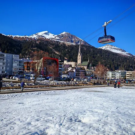 Fuer 8 Pers Neben Talstation Jakobshorn Skipiste 3 Schlafzimmer Privater Garten Vollausgestattete Kueche