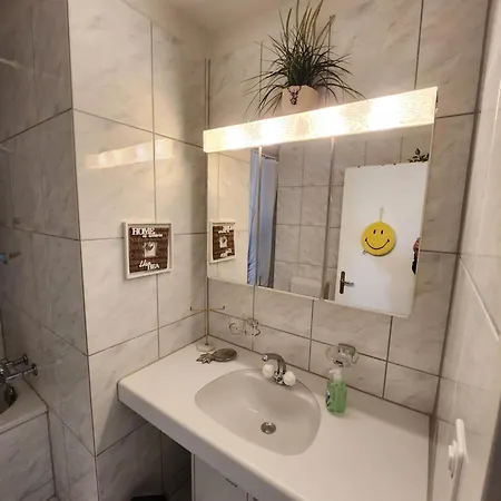 Für 8 Pers Neben Talstation Jakobshorn Und Bolgen 3 Schlafzimmer Privater Garten Vollausgestattete Küche Apartamento Davos