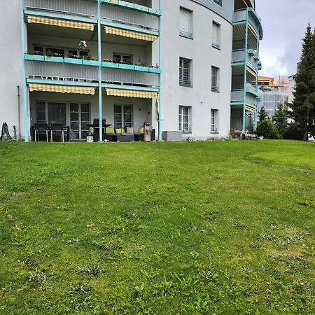 Grosszuegige 3 Schlafzimmer Mit Privatem Garten Neben Jakobshornbahn Davos