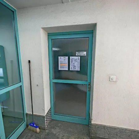 Grosszuegige 3 Schlafzimmer Mit Privatem Garten Neben Jakobshornbahn * דאבוס