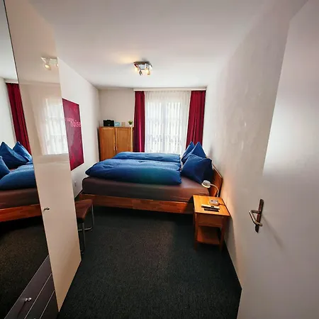דירה Grosszuegige 3 Schlafzimmer Mit Privatem Garten Neben Jakobshornbahn דאבוס