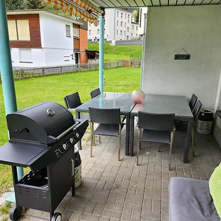 4 115m2 Gartenwohnung An Der Jakobshorn Talstation Neben Wander- Und Mountainbikeparadise Apartment *