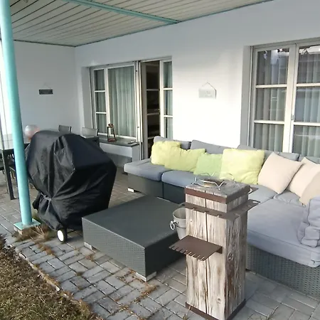 Grosszuegige 3 Schlafzimmer Mit Privatem Garten Neben Jakobshornbahn דירה דאבוס