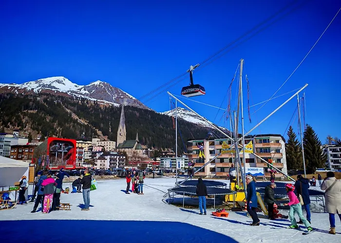 Apartamento Fuer 8 Pers Neben Talstation Jakobshorn Skipiste 3 Schlafzimmer Privater Garten Vollausgestattete Kueche