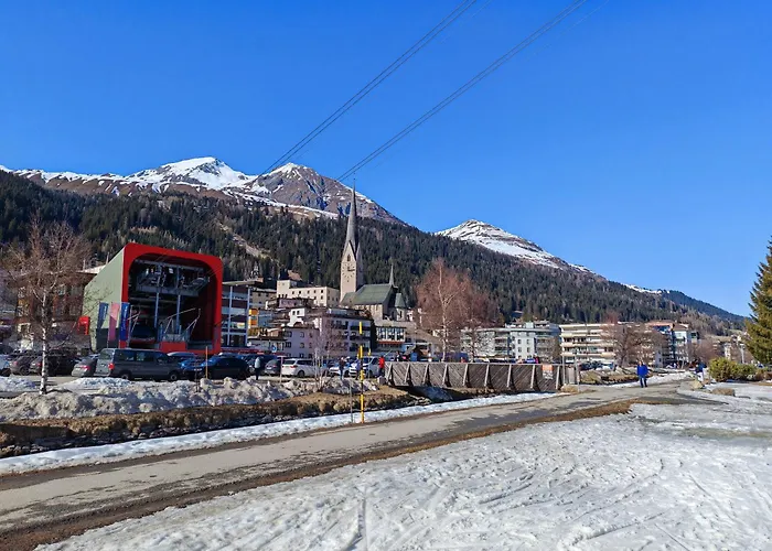 Apartament Fuer 8 Pers Neben Talstation Jakobshorn Skipiste 3 Schlafzimmer Privater Garten Vollausgestattete Kueche *