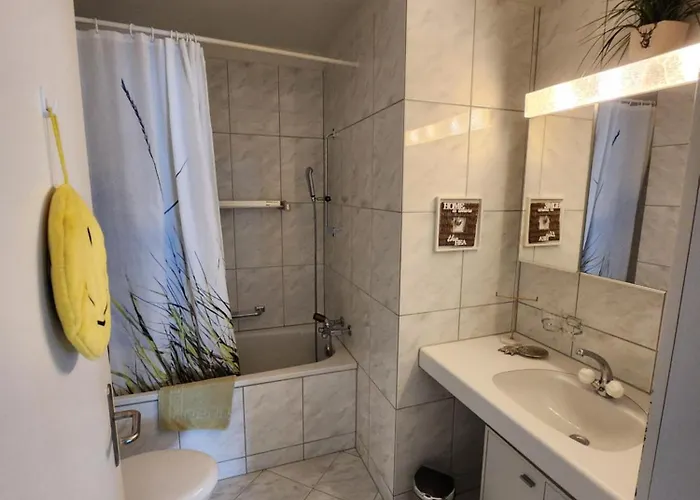 Fuer 8 Pers Neben Talstation Jakobshorn Skipiste 3 Schlafzimmer Privater Garten Vollausgestattete Kueche Appartement Davos