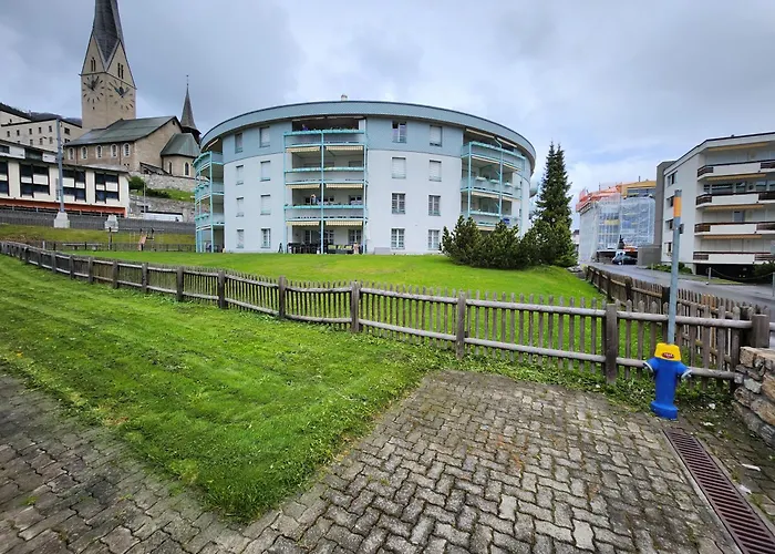 Fuer 8 Pers Neben Talstation Jakobshorn Skipiste 3 Schlafzimmer Privater Garten Vollausgestattete Kueche Appartement *
