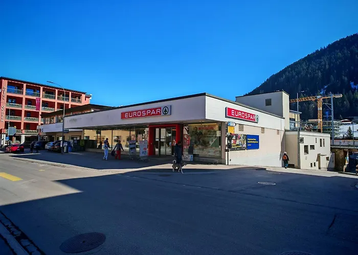 Appartement Fuer 8 Pers Neben Talstation Jakobshorn Skipiste 3 Schlafzimmer Privater Garten Vollausgestattete Kueche