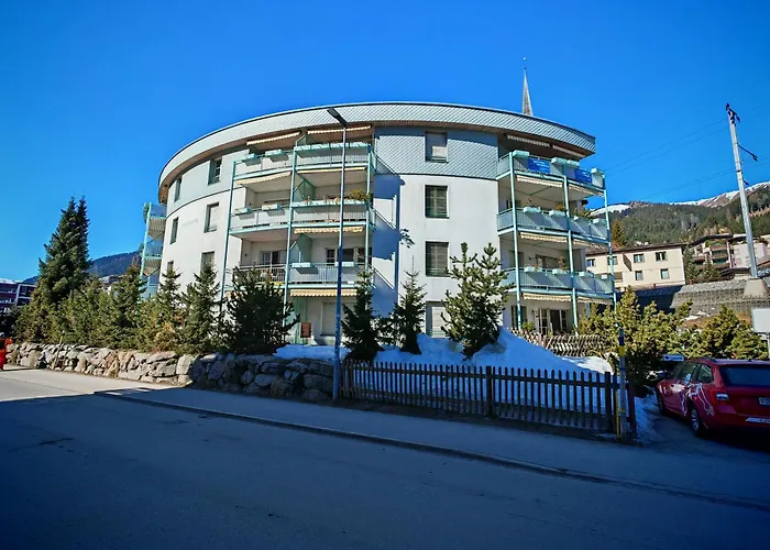 Fuer 8 Pers Neben Talstation Jakobshorn Skipiste 3 Schlafzimmer Privater Garten Vollausgestattete Kueche Appartement *