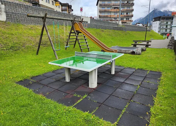 Fuer 8 Pers Neben Talstation Jakobshorn Skipiste 3 Schlafzimmer Privater Garten Vollausgestattete Kueche