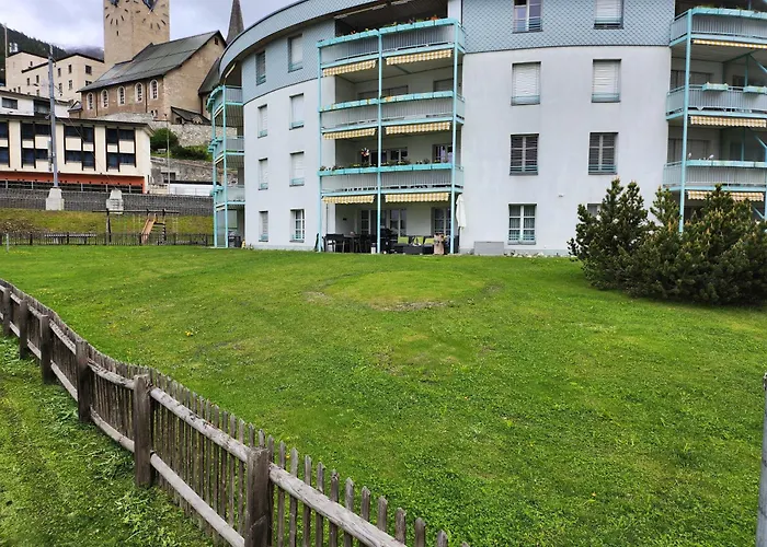 Appartement Fuer 8 Pers Neben Talstation Jakobshorn Skipiste 3 Schlafzimmer Privater Garten Vollausgestattete Kueche *