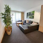 Fuer 8 Pers Neben Talstation Jakobshorn Skipiste 3 Schlafzimmer Privater Garten Vollausgestattete Kueche *