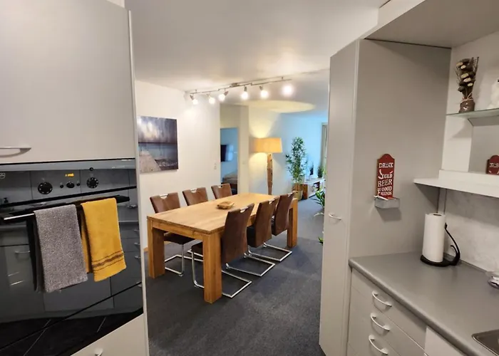 Fuer 8 Pers Neben Talstation Jakobshorn Skipiste 3 Schlafzimmer Privater Garten Vollausgestattete Kueche Appartement *